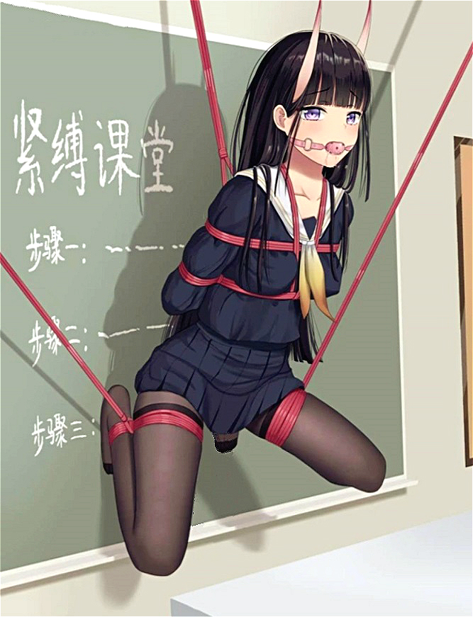 紧缚调教大学老师封面